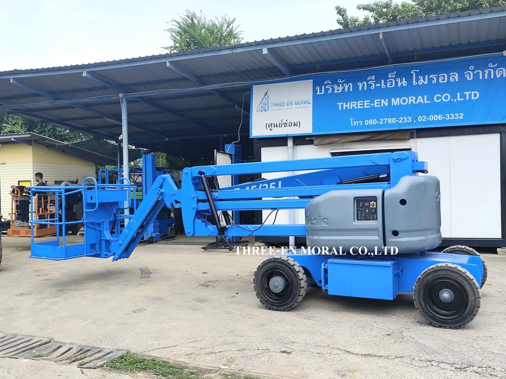 รถกระเช้า Boom Lift Genie Z45-25J