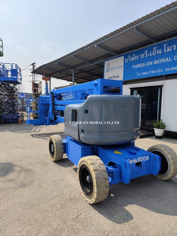 รถกระเช้า Boom Lift Genie Z45-25J