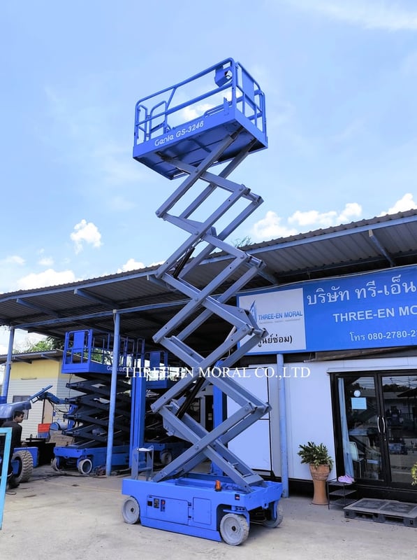 รถกระเช้า Scissor Lift Genie GS-3246