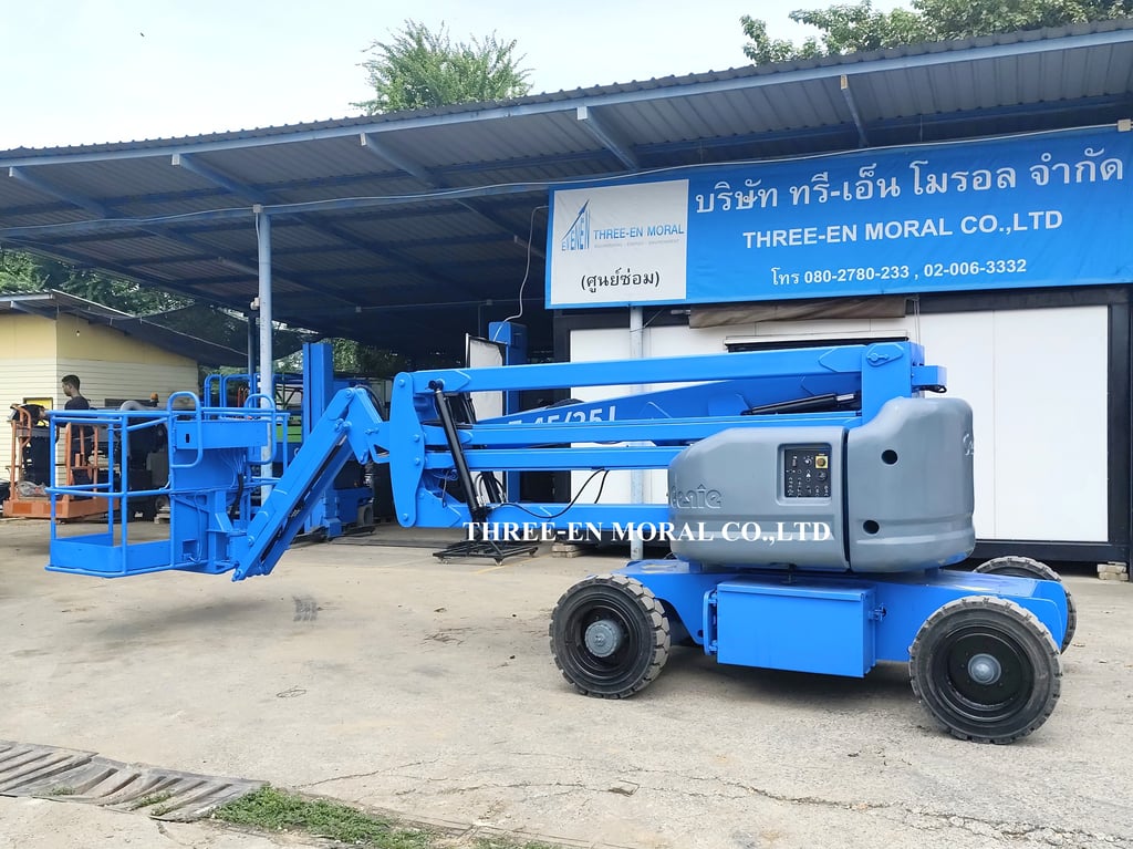รถกระเช้า Boom Lift Genie Z45-25J