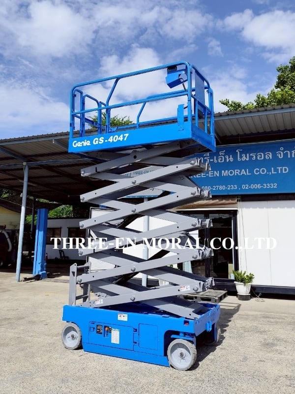 รถกระเช้า Scissor Lift Genie GS-4047
