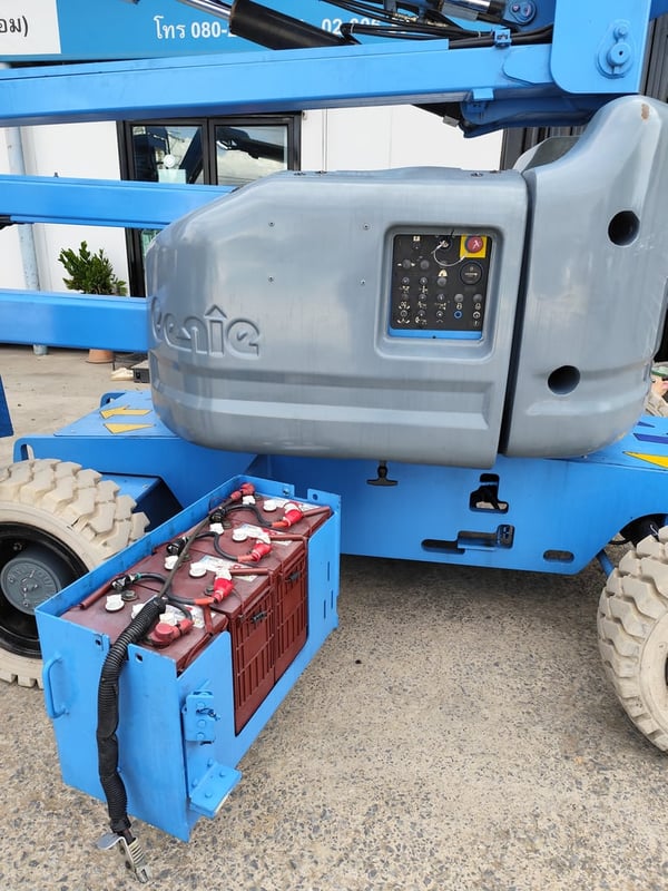 รถกระเช้า Boom Lift Genie Z45-25J