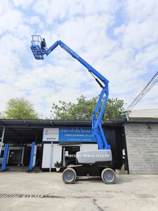 รถกระเช้า Boom Lift Genie Z60-37DC