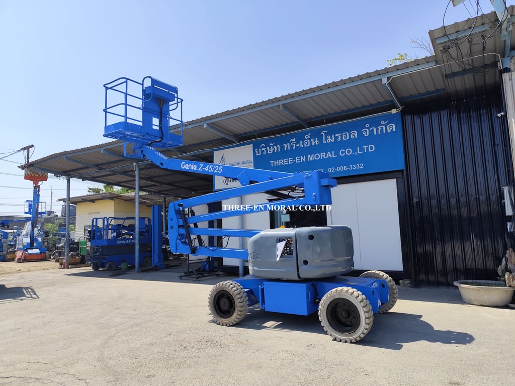 รถกระเช้า Boom Lift Genie Z45-25 รถกระเช้า Boom Lift Genie Z45-25