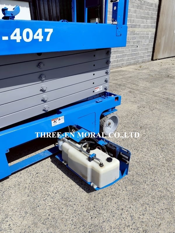 รถกระเช้า Scissor Lift Genie GS-4047 รถกระเช้า Scissor Lift Genie GS-4047