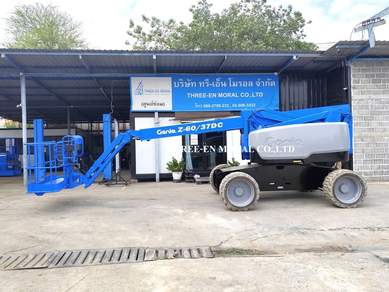 รถกระเช้า Boom Lift Genie Z60-37DC