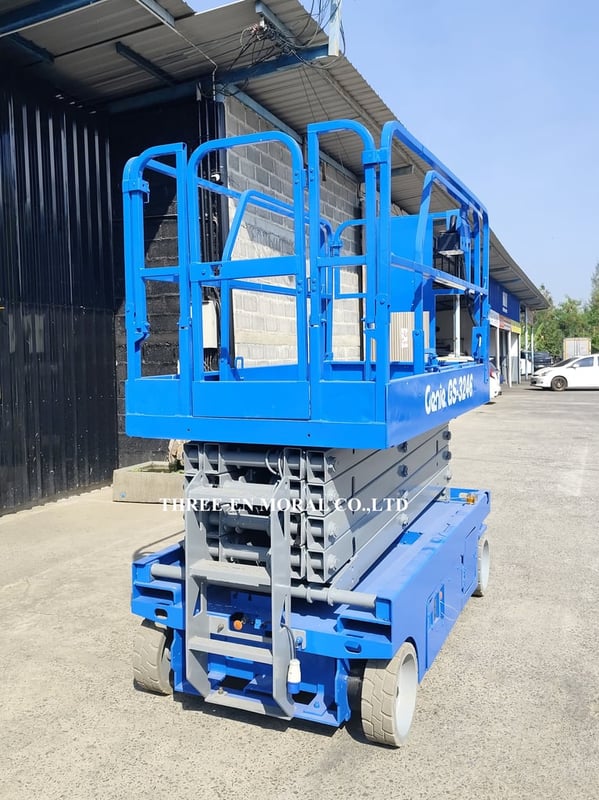 รถกระเช้า Scissor Lift Genie GS-3246 