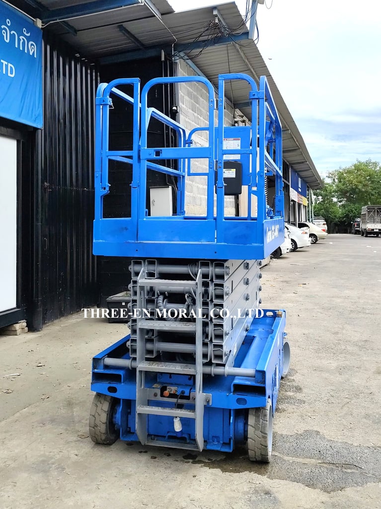 รถกระเช้า Scissor Lift Genie GS-4047 รถกระเช้า Scissor Lift Genie GS-4047