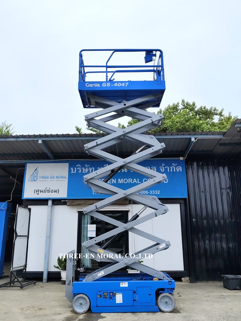 รถกระเช้า Scissor Lift Genie GS-4047 รถกระเช้า Scissor Lift Genie GS-4047