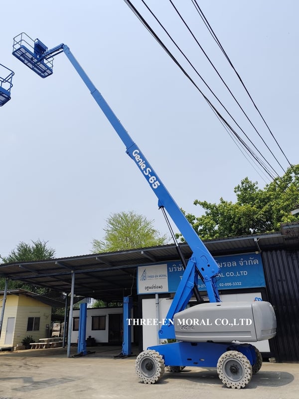 รถกระเช้า Boom Lift Genie S65