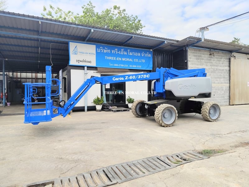 รถกระเช้า Boom Lift Genie Z60-37DC