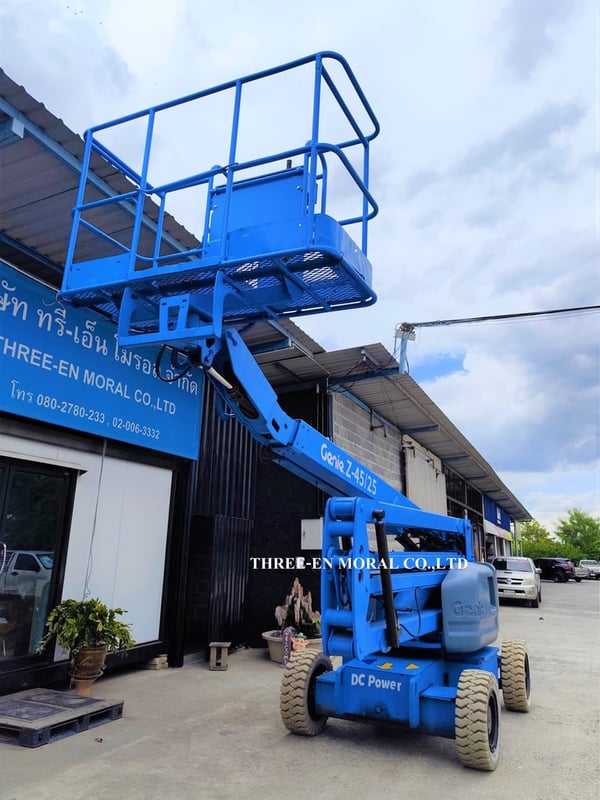 รถกระเช้า Boom Lift Genie Z45-25