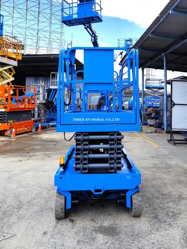 รถกระเช้า Scissor Lift Genie GS-3246 รถกระเช้า Scissor Lift Genie GS-3246