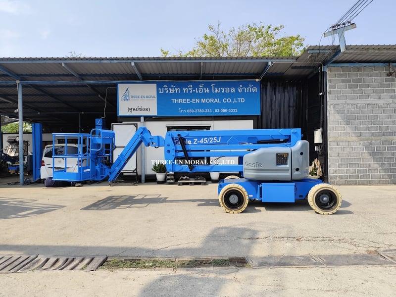 รถกระเช้า Boom Lift Genie Z45-25J