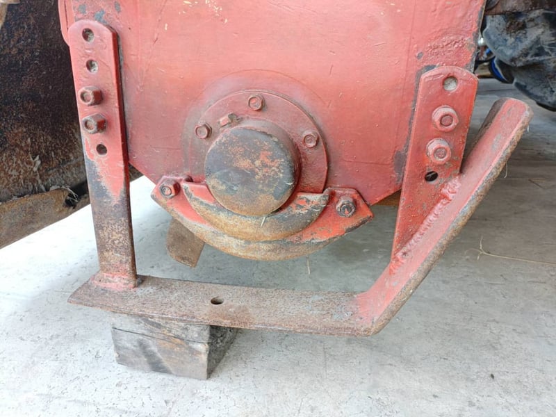 โรตารี่ R185 