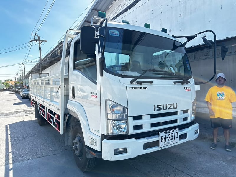 ISUZU FRR 190แรงม้า รถบรรทุก 6ล้อ กระบะเหล็ก ปี2018 เลขไมล์ 82,830 กม.