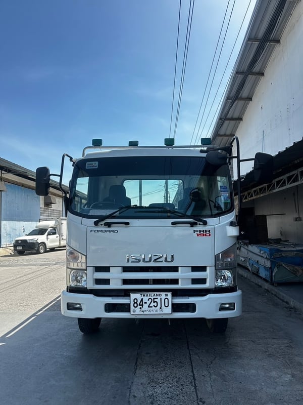 ISUZU FRR 190แรงม้า รถบรรทุก 6ล้อ กระบะเหล็ก ปี2018 เลขไมล์ 82,830 กม. ISUZU FRR 190แรงม้า รถบรรทุก 6ล้อ กระบะเหล็ก ปี2018 เลขไมล์ 82,830 กม.
