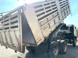 10 ล้อ ดั้ม HINO FM1A 344 แรง ปี 55 ครื่องเดิม สภาพพร้อมใช้