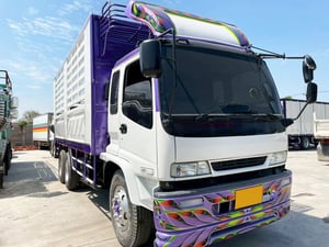 10 ล้อ คอกสูง ISUZU FVM 195 แรง ปี 43 6 x 2.5 x 2 m