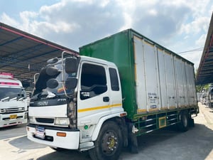 6 ล้อ ตู้บรรทุกเขียว 10 บาน  ISUZU FTR 195 แรง ปี 40