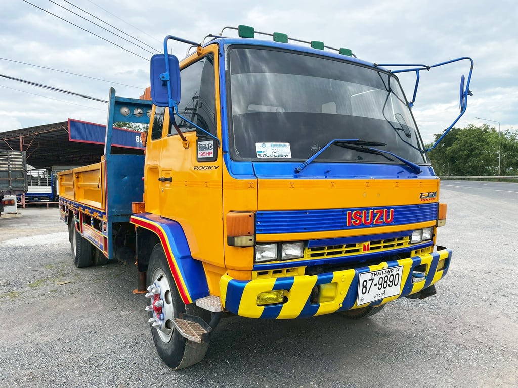 6 ล้อ เครน เข้ามาแล้วครับ ISUZU FTR 195 แรง ปี 38