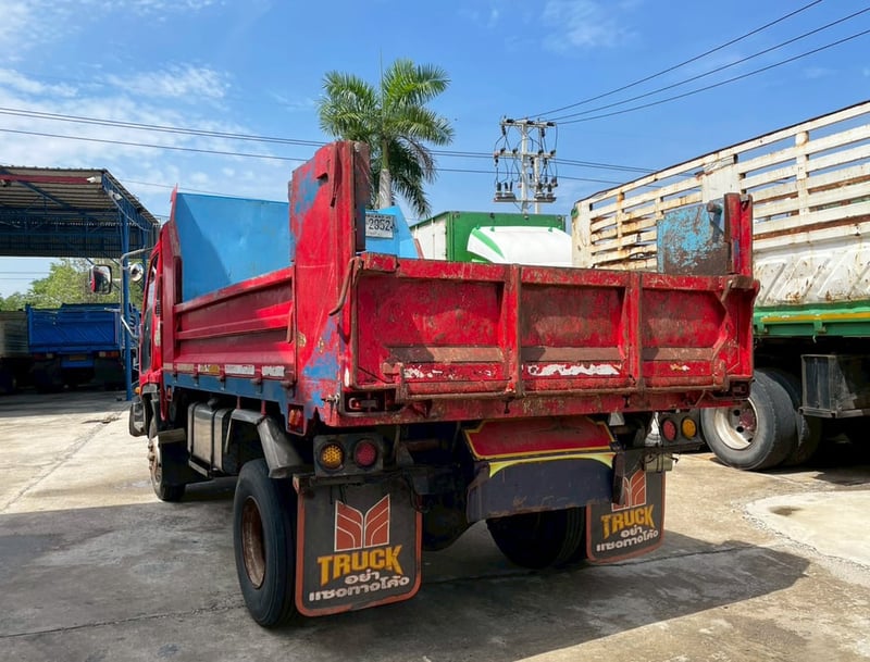 6 ล้อ แดง แรงฤทธิ์  ISUZU FSR 195 แรง ปี 54