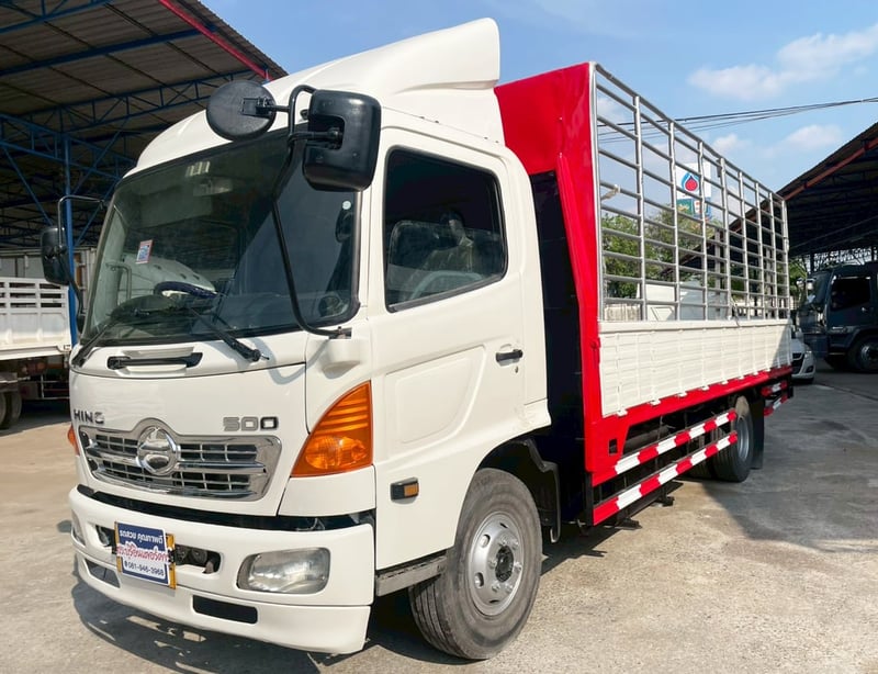 รถหกล้อคอก  HINO FC4J 144 แรง ปี 47