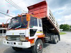 MITSUBISHI FN527 220 แรง ปี 37