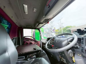 6 ล้อ คอก น้ำเงินนำทรัพย์  ISUZU FRR 210 แรง ปี 59