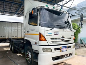 ออกรถเพียง 79,000 . - เท่านั้น‼️ 10 หัวลาก HINO FM1A 344 แรง ปี 56 ออกรถเพียง 79,000 . - เท่านั้น‼️ 10 หัวลาก HINO FM1A 344 แรง ปี 56