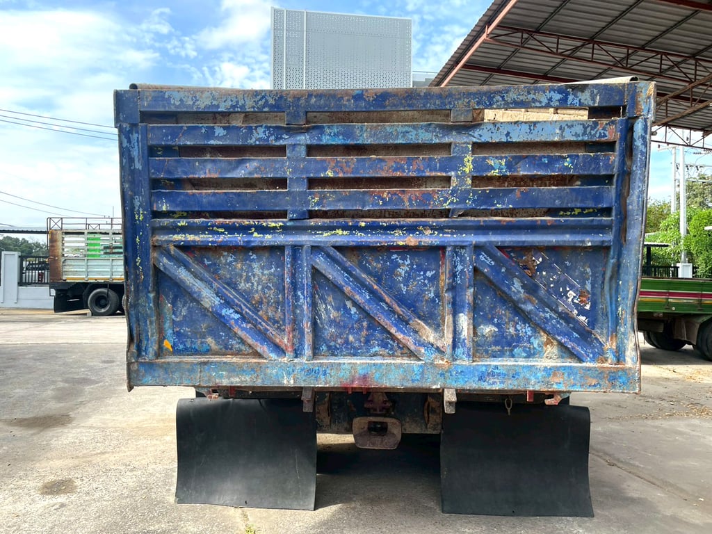 สิบล้อ เข้ามาอีกแล้ว  ISUZU FXZ 240 แรง ปี 44