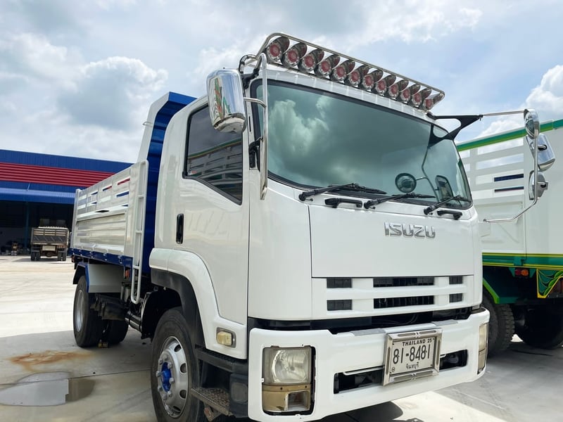 ISUZU FTR 240 แรง ปี 55