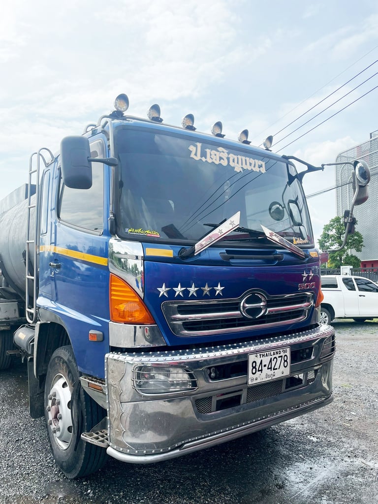 รถบรรทุกของเหลว 10 ล้อ พร้อมหาง HINO FM1A 344 แรง ปี 51 รถบรรทุกของเหลว 10 ล้อ พร้อมหาง HINO FM1A 344 แรง ปี 51