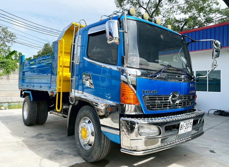 6 ล้อดั้ม  ฟ้านำทรัพย์ HINO FG1J 240 แรง ปี 50