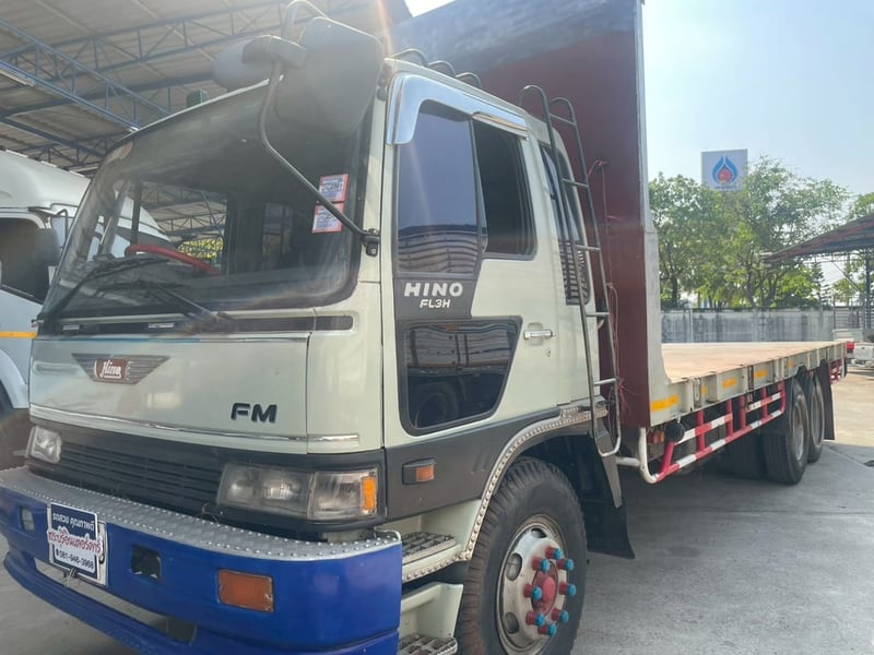รถบรรทุก 10 ล้อ พื้นเรียบ HINO FL3H 195 แรง ปี 37