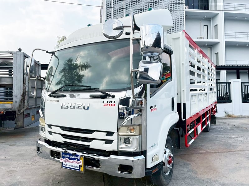 6 ล้อคอก ISUZU FRR 210 แรง ปี 61