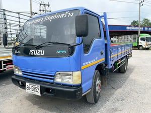 6 ล้อ ดั้ม น้ำเงิน ISUZU NPR 130 แรง ปี 44 ยาว 4.4 x 2.1 m 