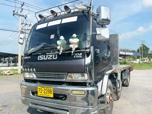 ISUZU FVM 195 แรง ปี 47 รถบรรทุก 12 ล้อ กระบะพื้นเรียบ