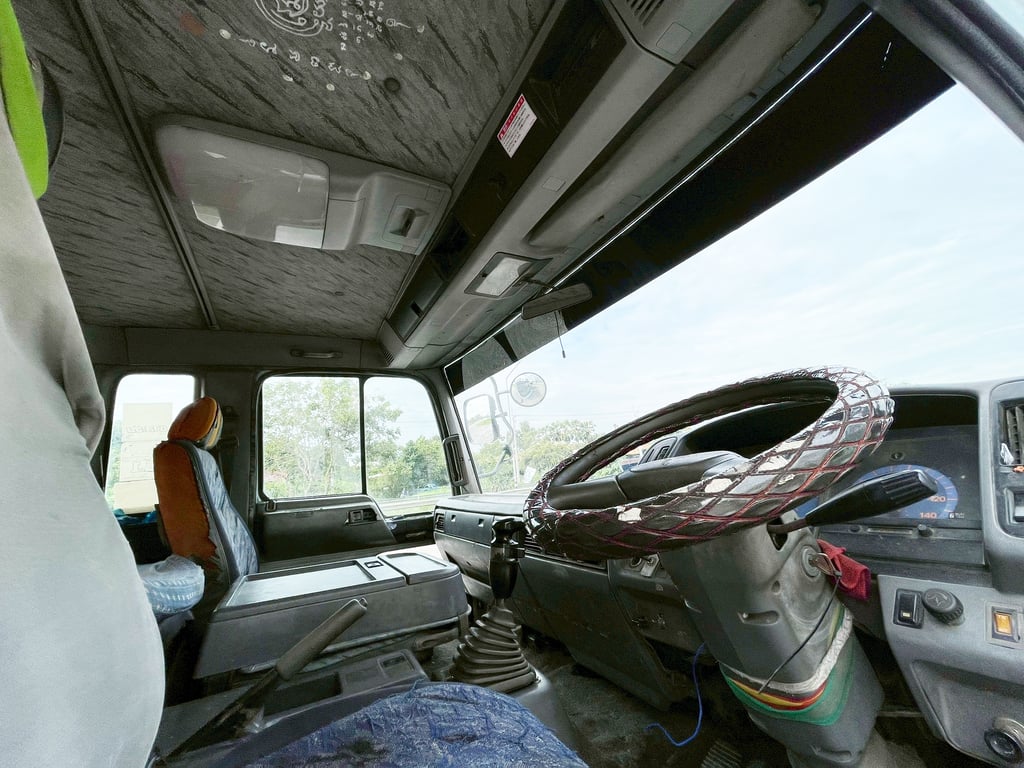 10 ล้อ หัวลาก สีฟ้า HINO FM2K 240 แรง ปี 42 