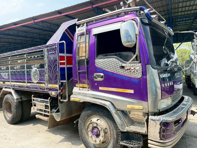 6 ล้อ ม่วงพ่วงทรัพย์ ISUZU FTR 200 แรง ปี 45 6 ล้อ ม่วงพ่วงทรัพย์ ISUZU FTR 200 แรง ปี 45