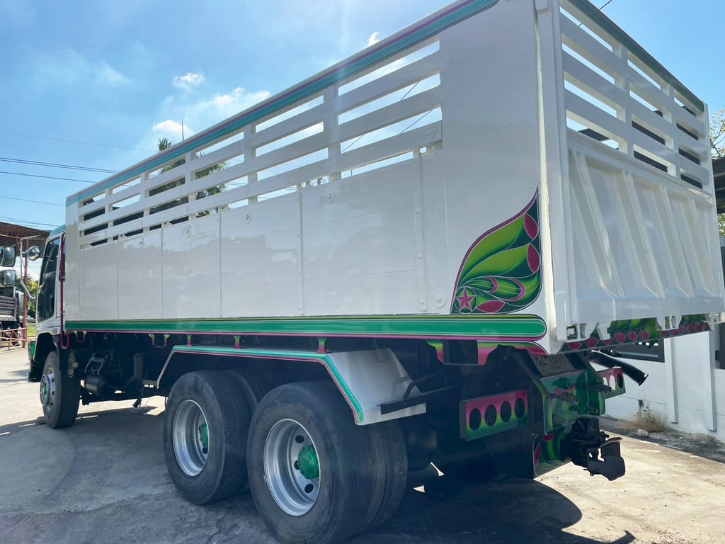 สิบล้อ ISUZU FXZ 23 270 แรง ปี 48 สิบล้อ ISUZU FXZ 23 270 แรง ปี 48