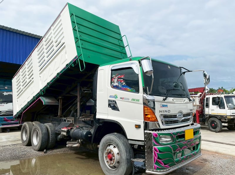 ออกรถเพียง 99,000.- HINO FM1A 344 แรง ปี 57 ออกรถเพียง 99,000.- HINO FM1A 344 แรง ปี 57