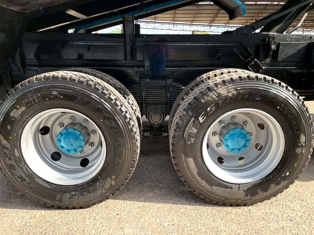 10 ล้อ ดั้ม ISUZU FVZ 300 แรง ปี 54 เกียร์เดิม พร้อมใช้งาน 10 ล้อ ดั้ม ISUZU FVZ 300 แรง ปี 54 เกียร์เดิม พร้อมใช้งาน