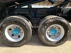 10 ล้อ ดั้ม ISUZU FVZ 300 แรง ปี 54  เกียร์เดิม พร้อมใช้งาน