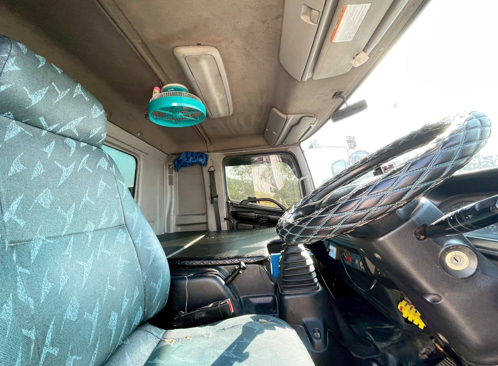 10 ล้อ ดั้ม HINO FM1A 344 แรง ปี 55 ครื่องเดิม สภาพพร้อมใช้