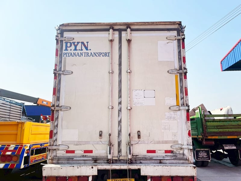10 ล้อ ตู้บรรทุก มาอีกคันครับ HINO FG1J 212 แรง ปี 47 10 ล้อ ตู้บรรทุก มาอีกคันครับ HINO FG1J 212 แรง ปี 47