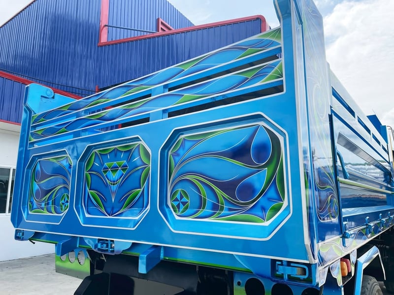 6 ล้อดั้ม  ฟ้านำทรัพย์ HINO FG1J 240 แรง ปี 50