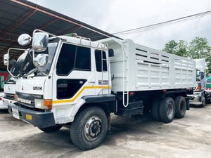 MITSHUBISHI FN527M  205 แรง ปี 41