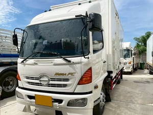 6 ล้อ ตู้บรรทุกขาว HINO FC4J 144 แรง ปี 47 6 ล้อ ตู้บรรทุกขาว HINO FC4J 144 แรง ปี 47