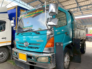 6 ล้อ  ฟ้าเบิกทรัพย์  HINO FG8J 212 แรง ปี 57